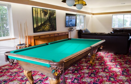 Pool Table | Apartments | Bellingham | Canterbury Court